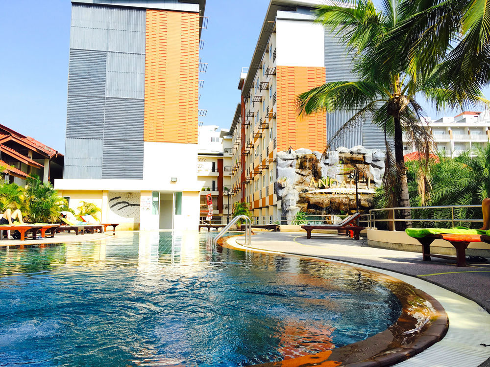 Andatel Grande Patong Phuket Buitenkant foto