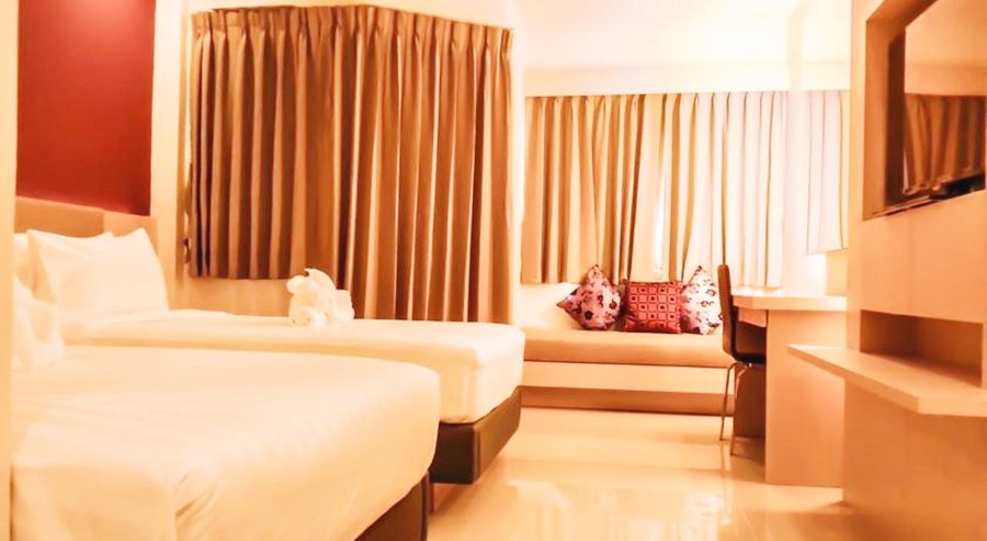 Andatel Grande Patong Phuket Buitenkant foto