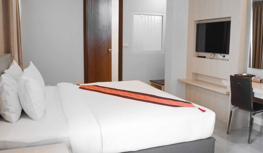Andatel Grande Patong Phuket Buitenkant foto