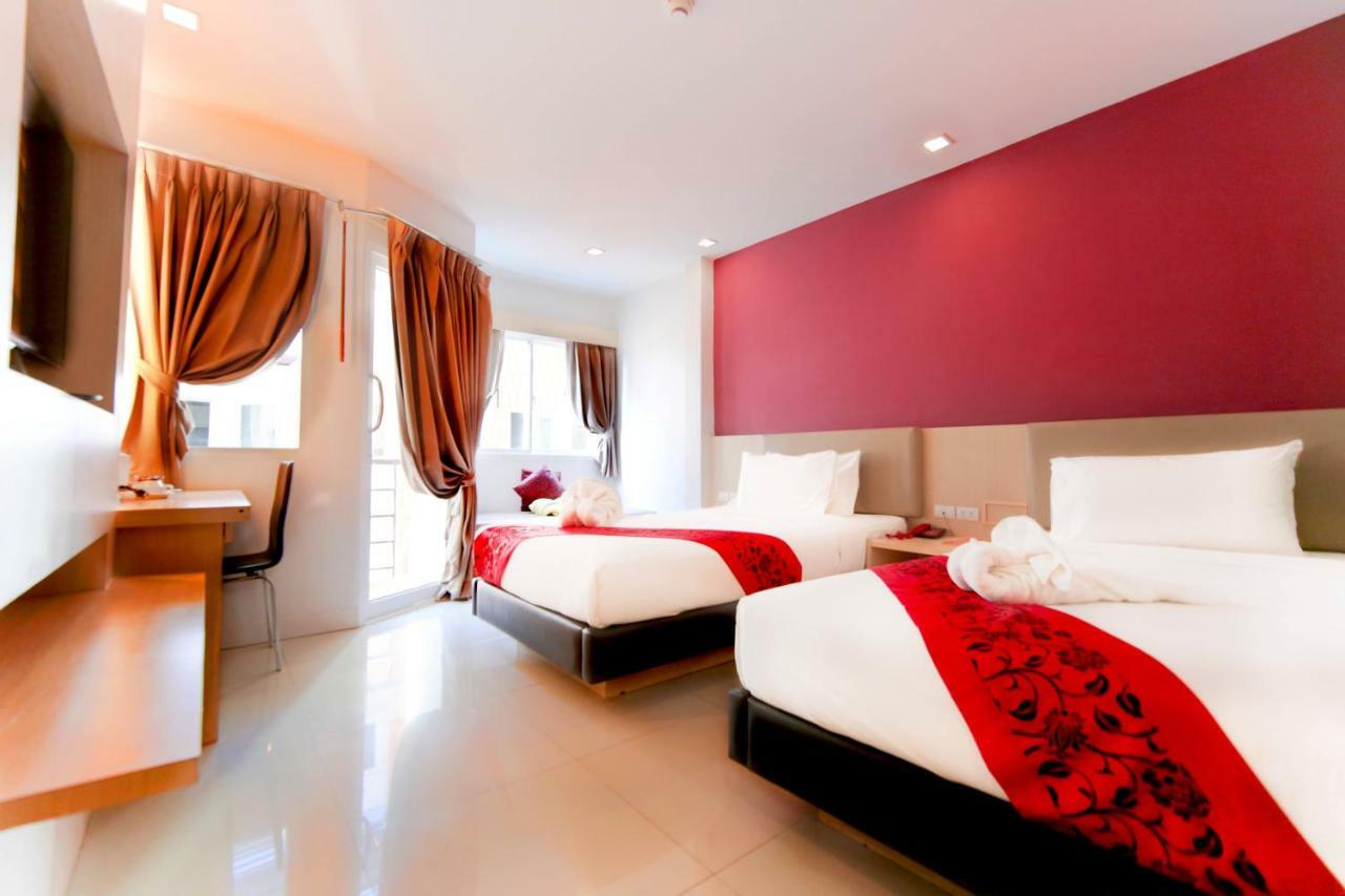 Andatel Grande Patong Phuket Buitenkant foto